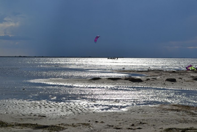 通过风筝冲浪探索大海 